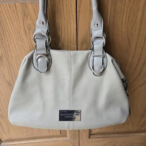 Marc New York Gray Shoulder Bag with Structured Design